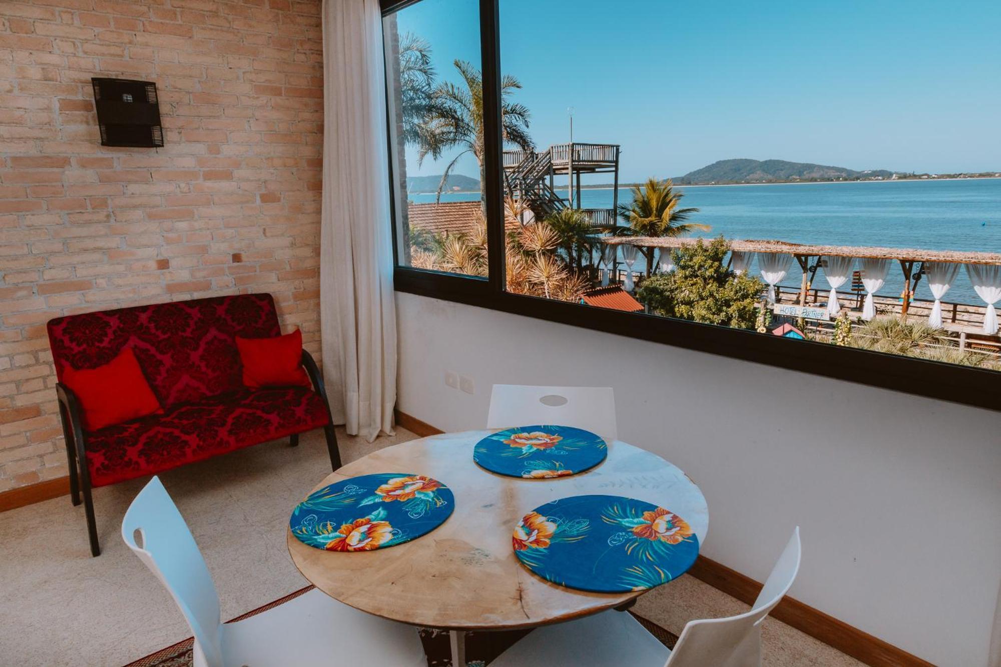 Partner Itapoa By Marina Hotel Pontal  Buitenkant foto