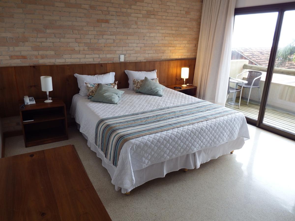 Partner Itapoa By Marina Hotel Pontal  Buitenkant foto